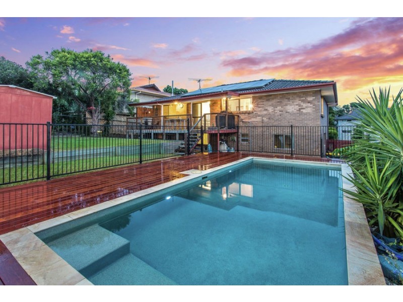 9 Seberg Street, Mcdowall QLD 4053