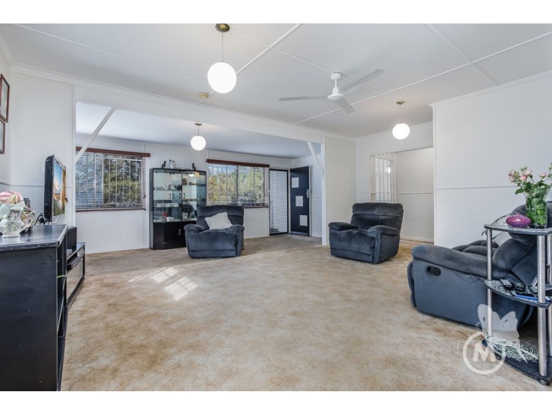 8 Culworth Street, Chermside West QLD 4032