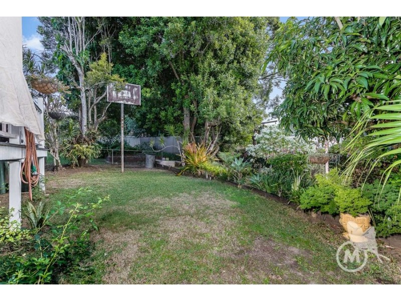 8 Culworth Street, Chermside West QLD 4032