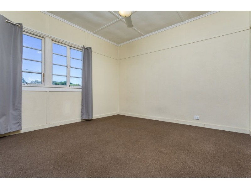 32 Crowley Street, Zillmere QLD 4034