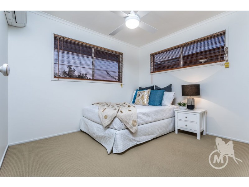 15 Ustinov Crescent, Mcdowall QLD 4053