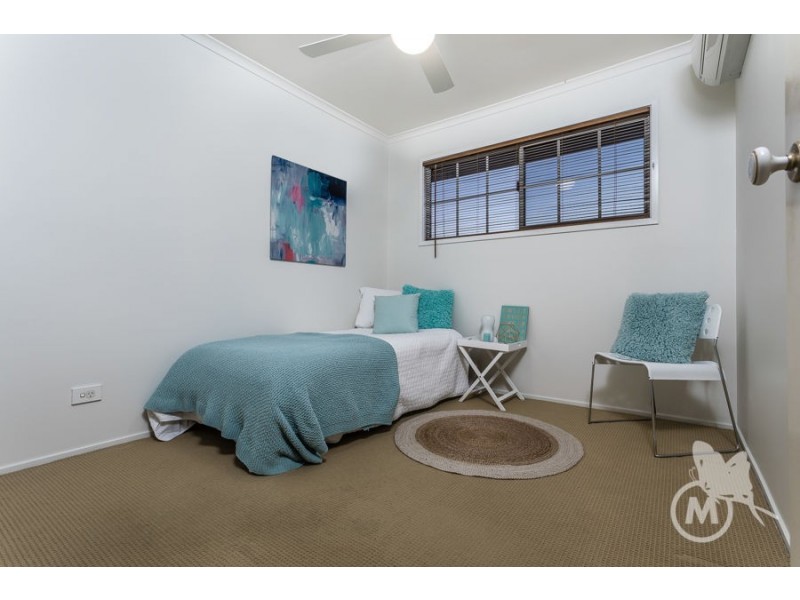 15 Ustinov Crescent, Mcdowall QLD 4053