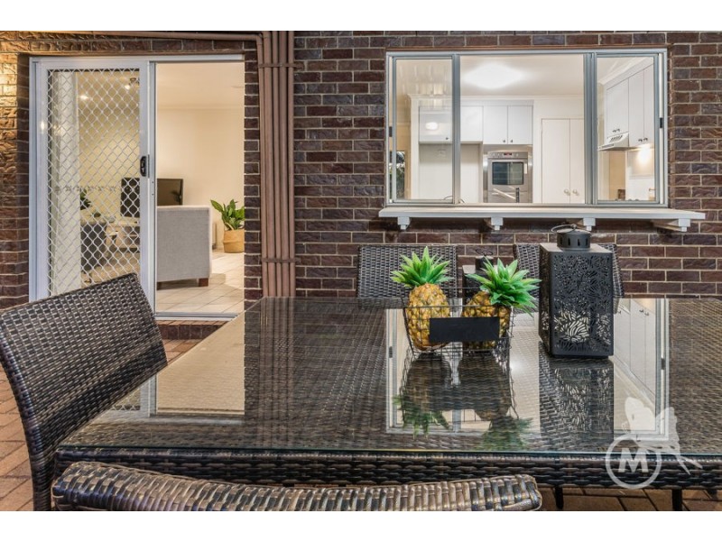 15 Ustinov Crescent, Mcdowall QLD 4053
