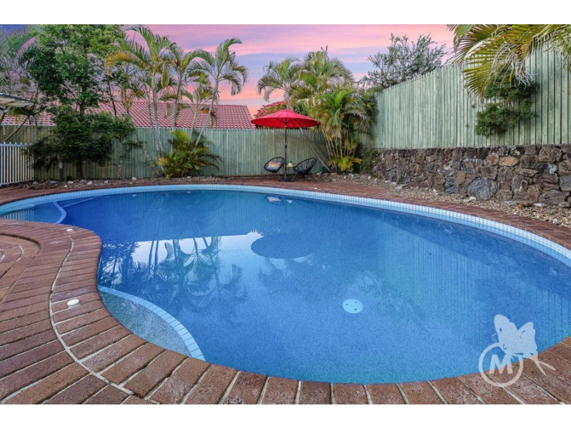 15 Ustinov Crescent, Mcdowall QLD 4053