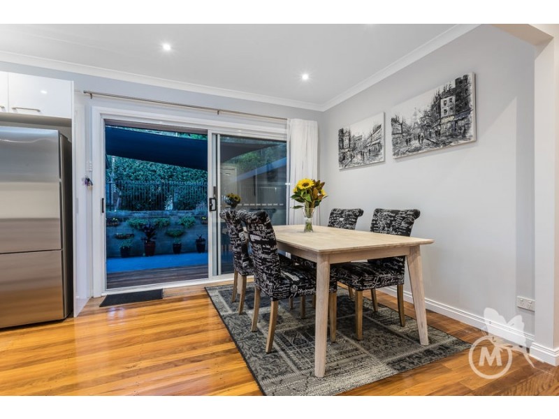 72 Minto Cres, Arana Hills QLD 4054