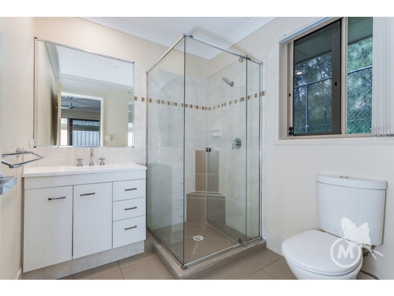 9 Hillside Circuit, Chermside West QLD 4032