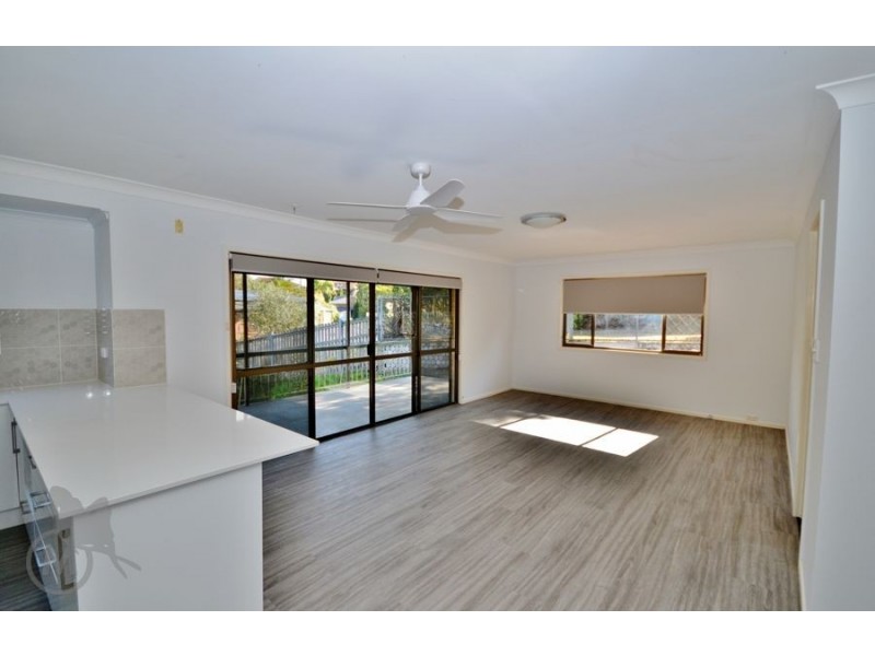 9 Lipton Place, Mcdowall QLD 4053