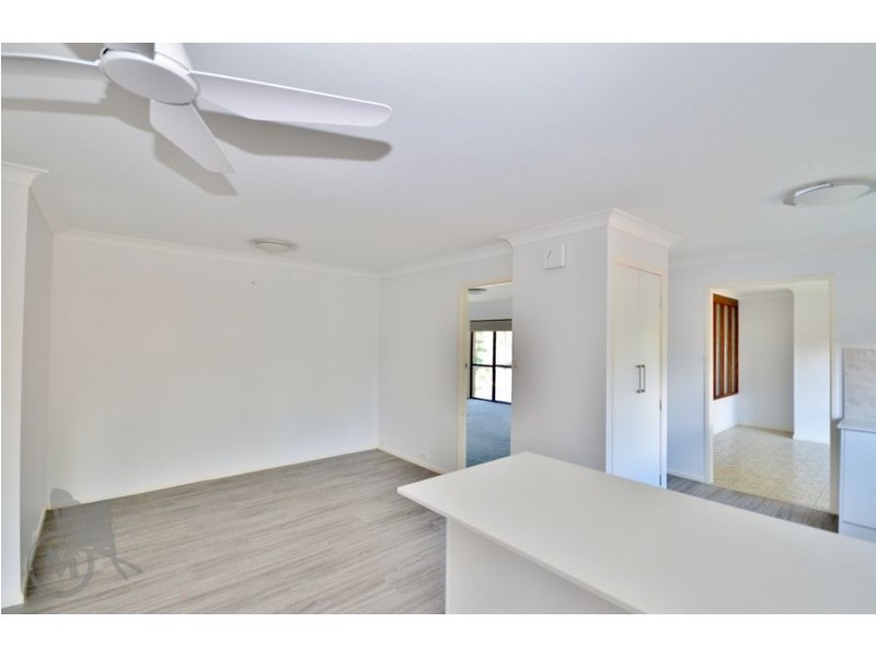 9 Lipton Place, Mcdowall QLD 4053