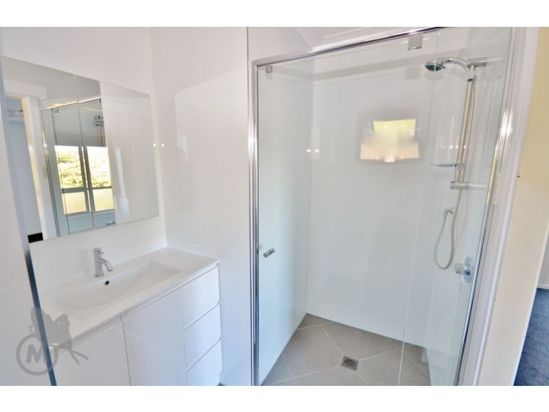 9 Lipton Place, Mcdowall QLD 4053