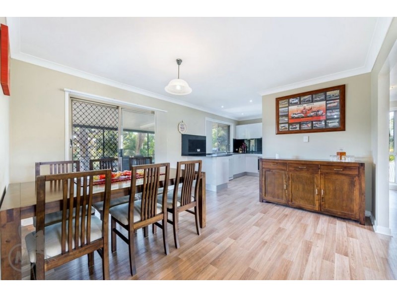 14 Fontenay Court, Petrie QLD 4502