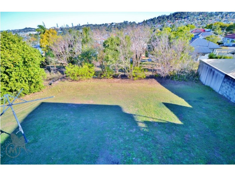 36 Allowrie Street, Stafford QLD 4053