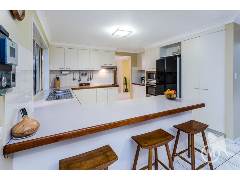 17 Myrtle Crescent, Bridgeman Downs QLD 4035