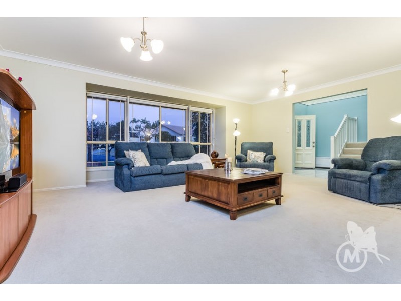17 Myrtle Crescent, Bridgeman Downs QLD 4035