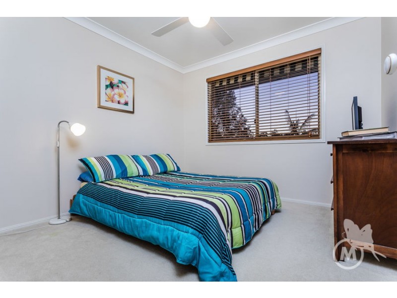 17 Myrtle Crescent, Bridgeman Downs QLD 4035