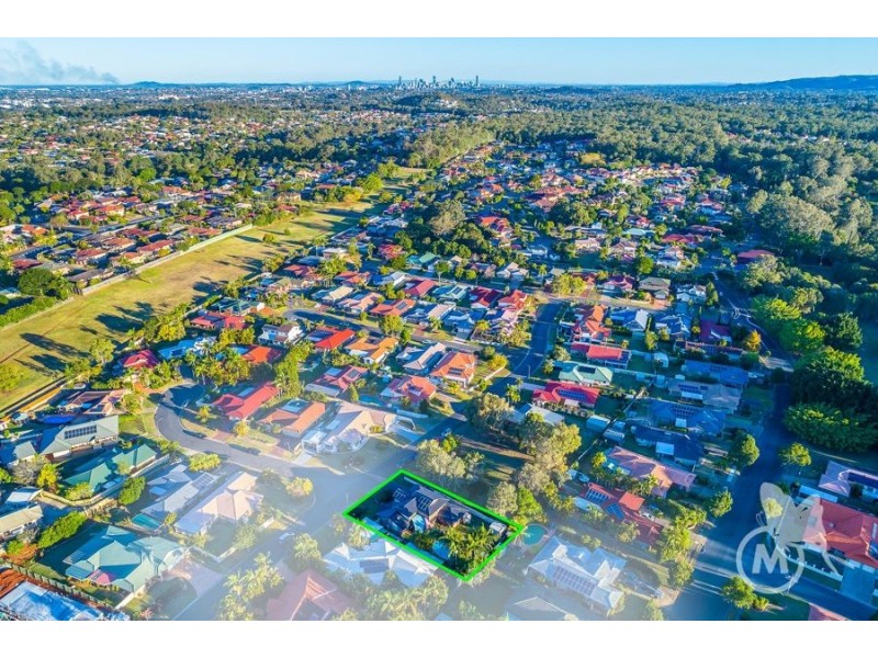 17 Myrtle Crescent, Bridgeman Downs QLD 4035