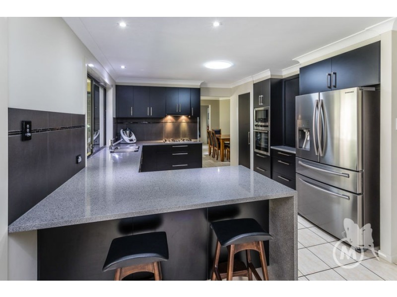5 Yellow Button Close, Warner QLD 4500