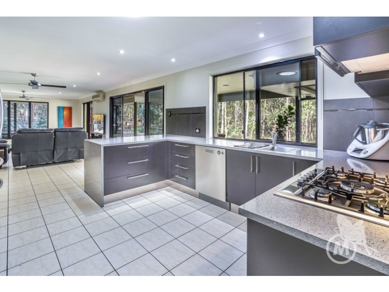 5 Yellow Button Close, Warner QLD 4500