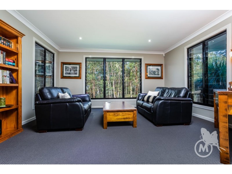 5 Yellow Button Close, Warner QLD 4500