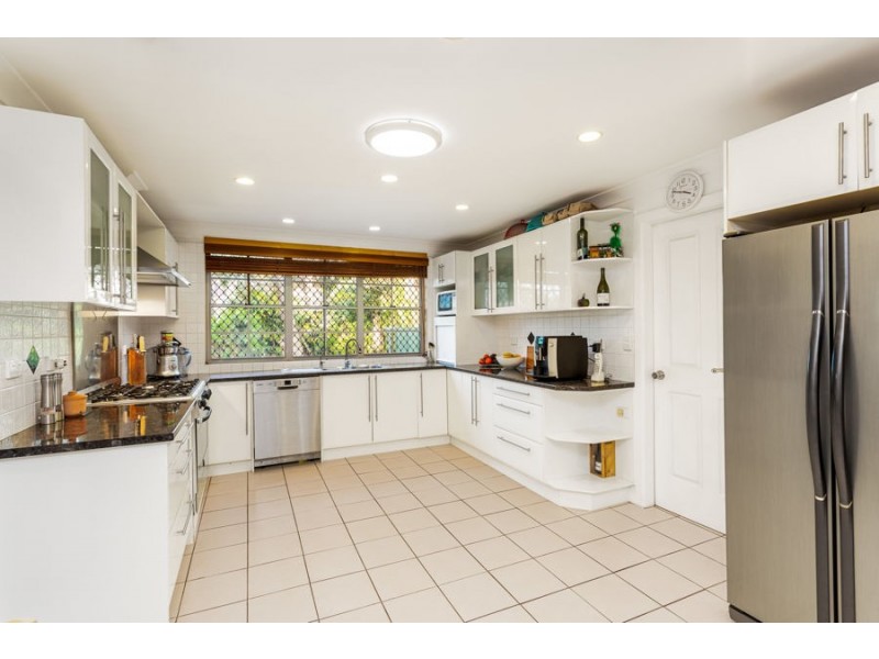 7 Hunter Road, Greenbank QLD 4124