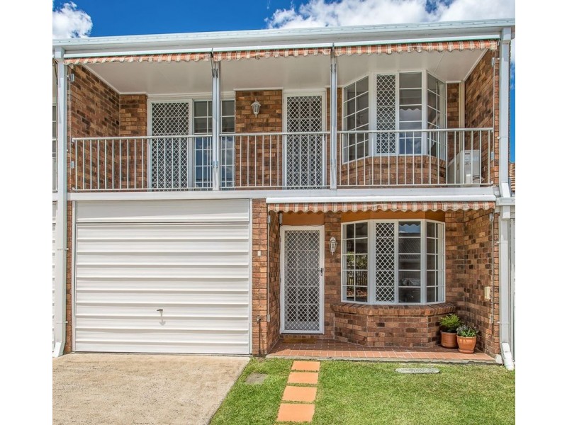 Unit 2/10 Halle Street, Everton Park QLD 4053