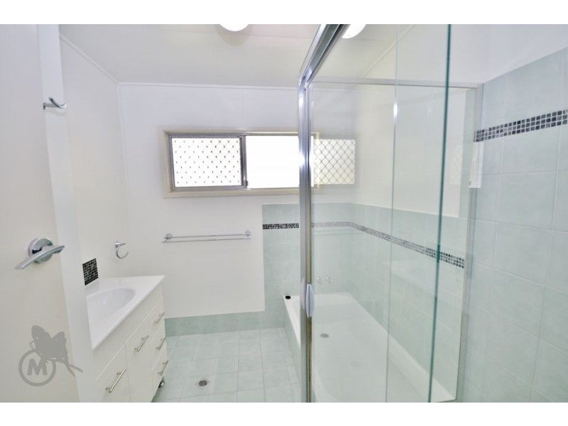 38 Redgrave St, Stafford Heights QLD 4053