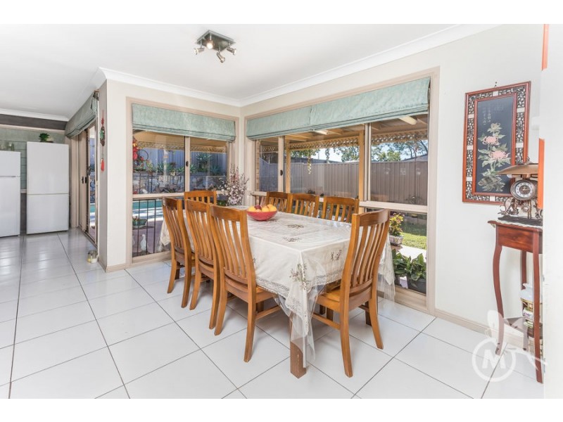 24 Gielgud Crescent, Mcdowall QLD 4053