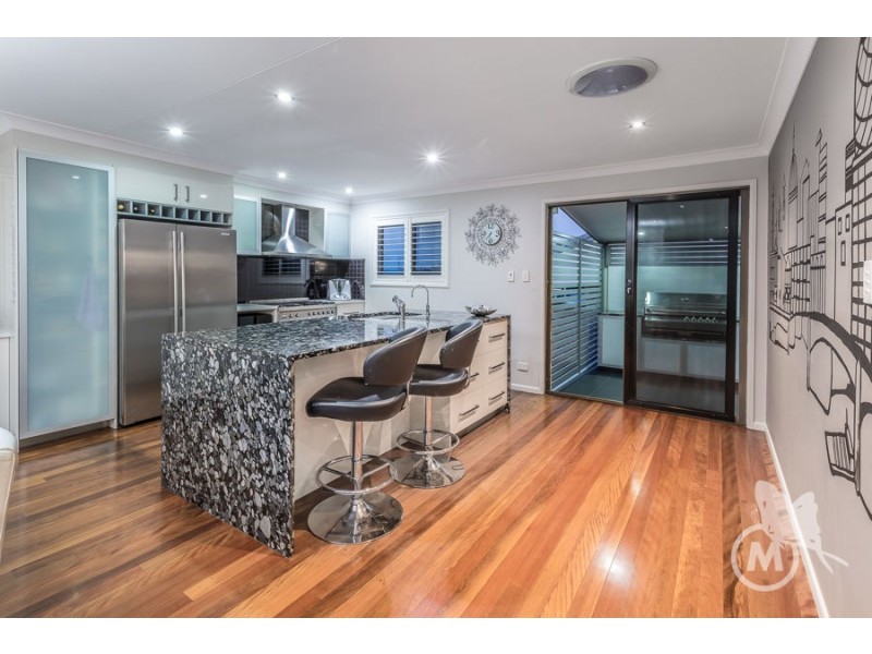 30 Raglass Street, Everton Park QLD 4053