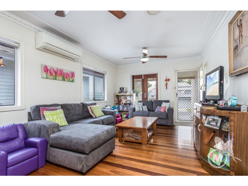 25 Grove Street, Albion QLD 4010