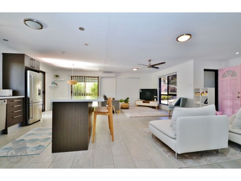 15 Osmond Street, Mcdowall QLD 4053