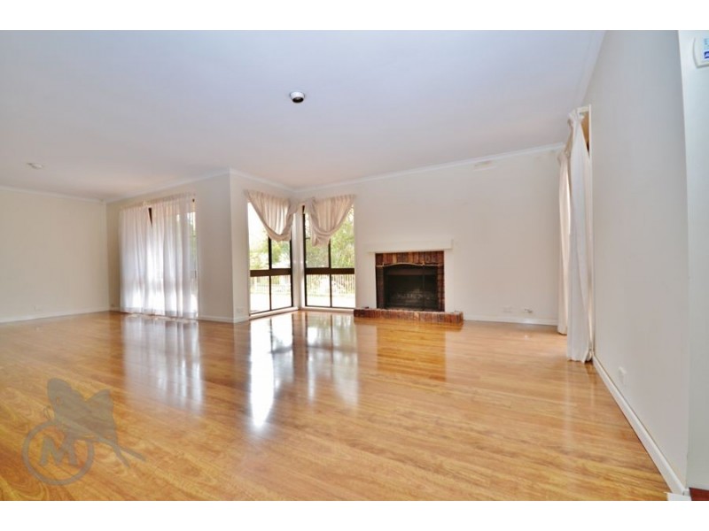 28 Bankhead Crescent, Stafford Heights QLD 4053