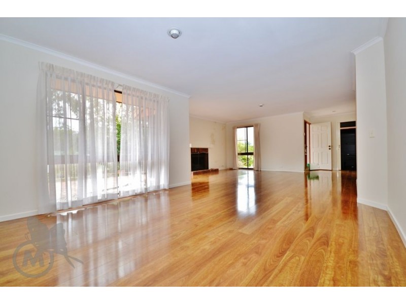 28 Bankhead Crescent, Stafford Heights QLD 4053