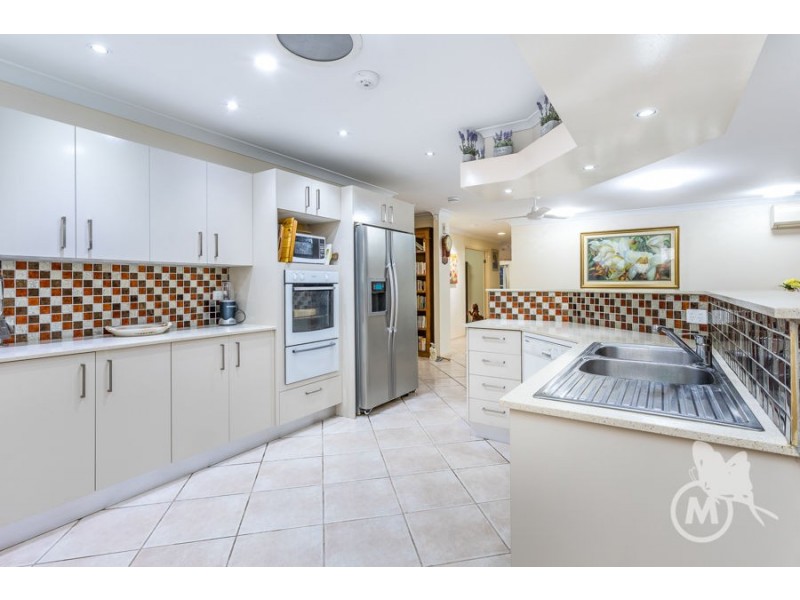 9 Myall place, Bridgeman Downs QLD 4035