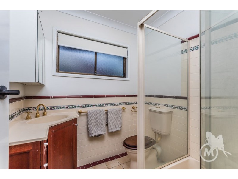 62 Raven St, Mcdowall QLD 4053