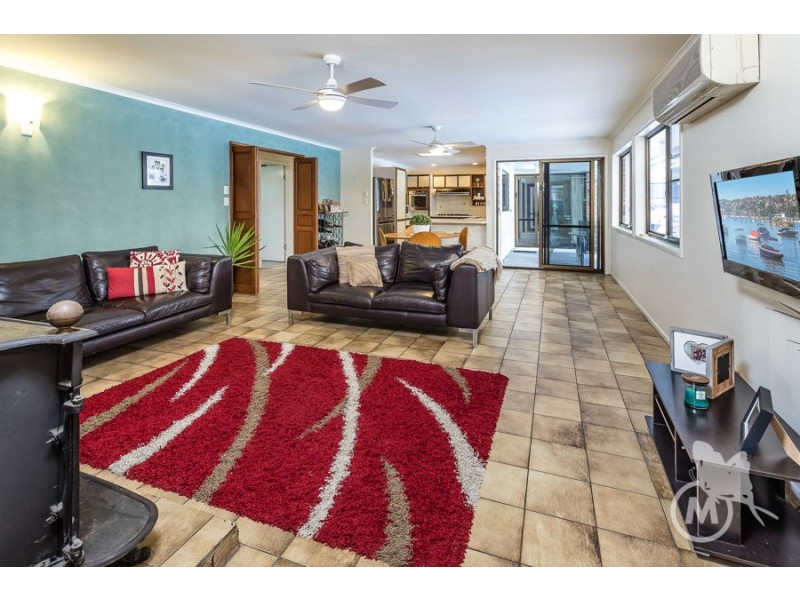 69 Hackman Street, Mcdowall QLD 4053