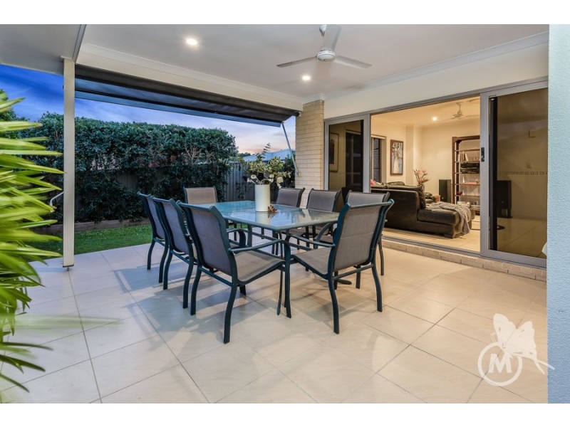 37 Hillside Circuit, Chermside West QLD 4032