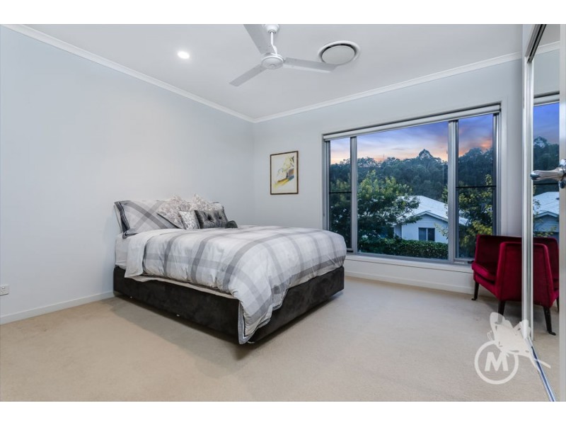 37 Hillside Circuit, Chermside West QLD 4032