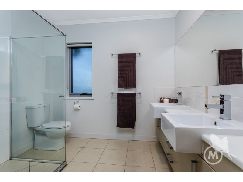 37 Hillside Circuit, Chermside West QLD 4032