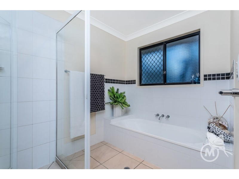 3 Karri Place, Bridgeman Downs QLD 4035