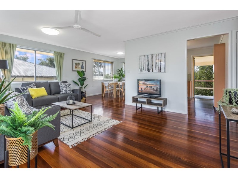 15 Widmark St, Stafford Heights QLD 4053