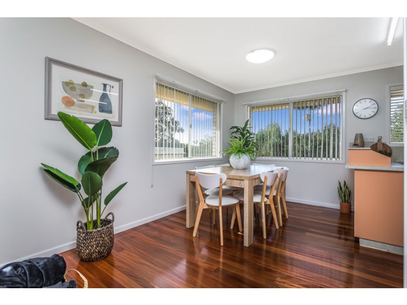 15 Widmark St, Stafford Heights QLD 4053