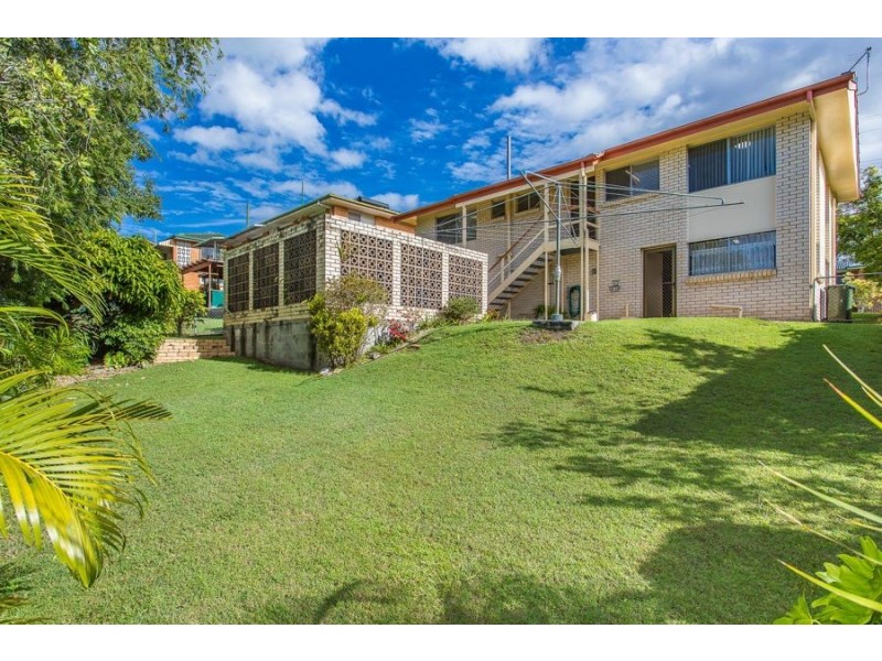 15 Widmark St, Stafford Heights QLD 4053