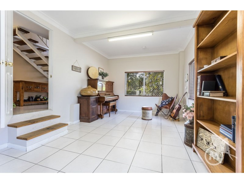 8 Heysen Street, Everton Park QLD 4053