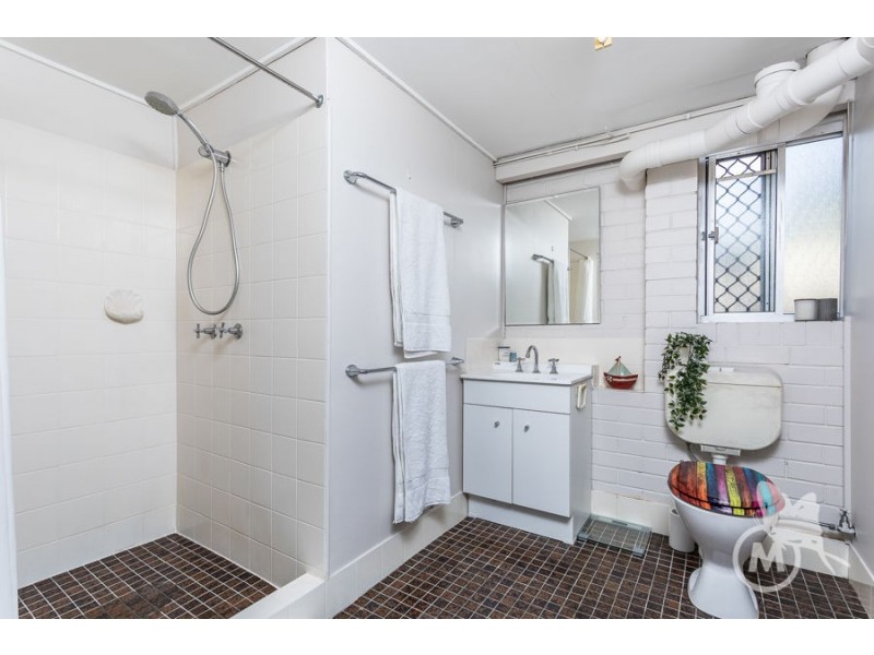 8 Heysen Street, Everton Park QLD 4053