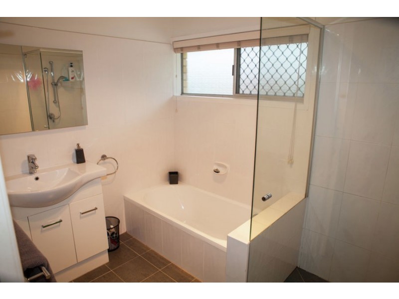 4 Brando Street, Mcdowall QLD 4053