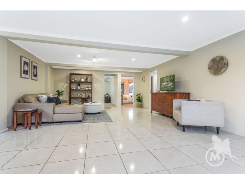 21 Chaplin Street, Stafford Heights QLD 4053