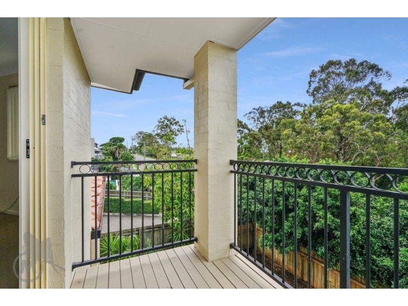 1/2 Russell Street, Everton Park QLD 4053