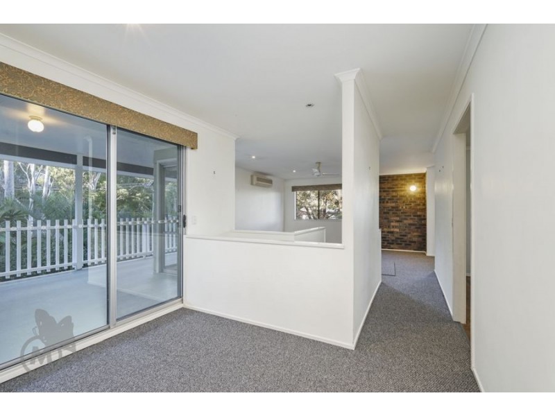 3 Wallaroy Court, Ferny Hills QLD 4055