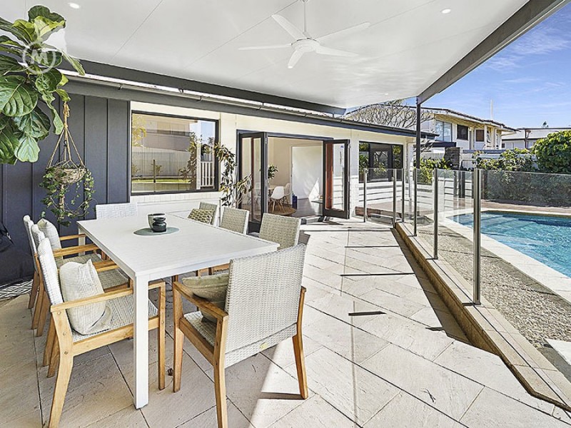 3 Ormeley Street, Stafford Heights QLD 4053