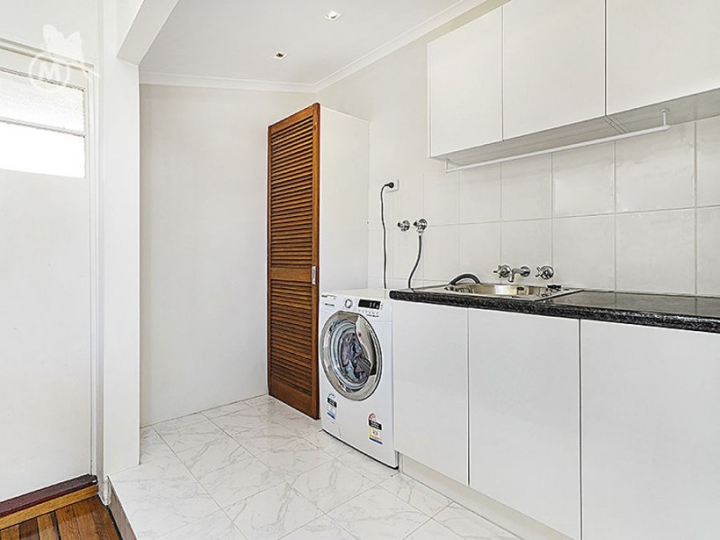 3 Ormeley Street, Stafford Heights QLD 4053