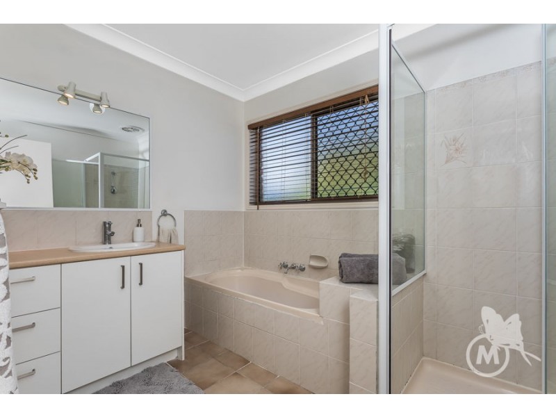 16 Eastwood Place, Mcdowall QLD 4053